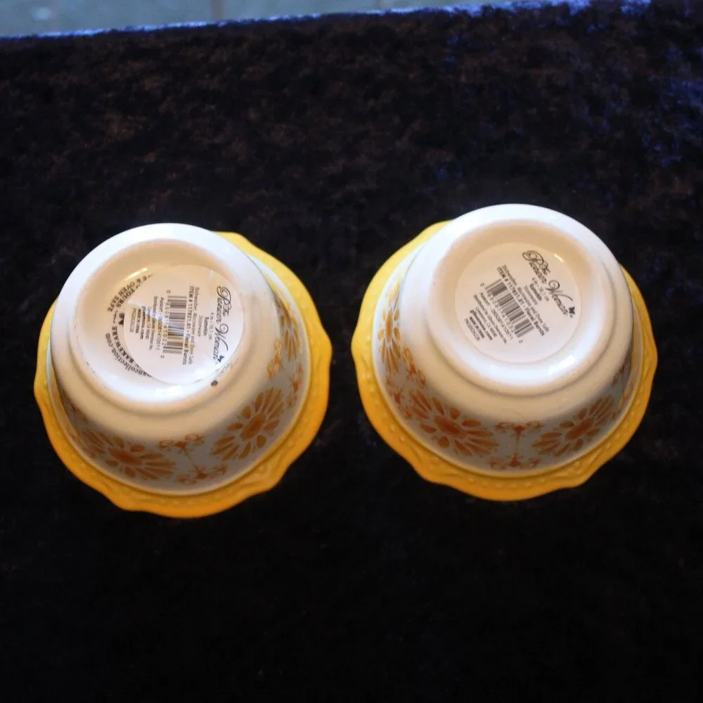 Pioneer Woman Ramekin Stoneware - Yellow Floral Burst Design -Set 2